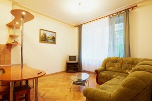 Квартира посуточно по ул. К. Левицкого, 8
