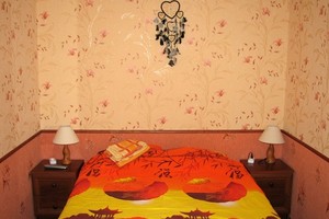 Квартира посуточно по ул. Доброхотова, 7 (Киев)