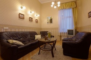 Квартира подобово по вул. Федорова, 21