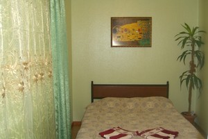 Квартира посуточно по ул. Спера, 33