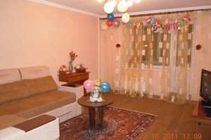 Квартира посуточно по пер. Промышленный, 7