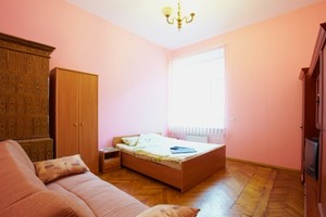 Квартира посуточно по ул. Костомарова, 16
