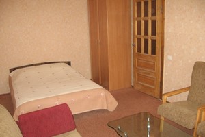 Квартира посуточно по ул. Парковая, 8