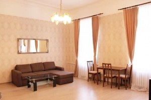 Квартира посуточно по ул. Елисаветинская, 13