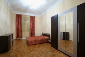 Квартира посуточно по ул. Григоговича, 7