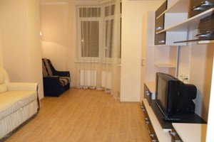 Квартира посуточно по ул. Разумовская, 10\12
