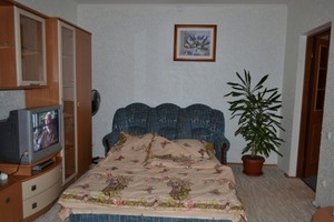 Квартира посуточно по ул. Ревуцкого, 42а
