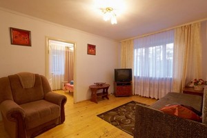 Квартира посуточно по ул. Самийленка, 36