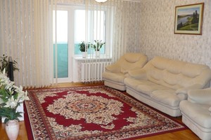 Квартира посуточно по ул. 1 Гв. Армии