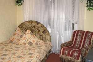 Квартира посуточно по ул. Гната Юры