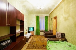 Квартира посуточно по ул. Шпытальная, 30