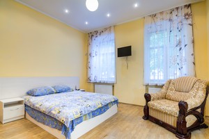 Уютная квартира от владельца в центре Львова посуточно