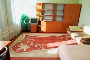 Посуточно 1-комнатная квартира в центре города Ровно