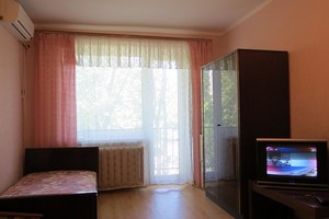 Подобово і погодинно 1-кімнатна квартира в Запоріжжі недорого від власниці