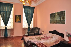 Здам свою 3-х кімнатну квартиру в центрі Львова