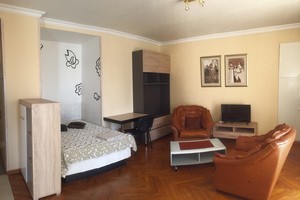 1 кімнатна квартира в центрі Києва, поруч Майдан, Хрещатик