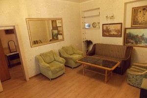 Трехкомнатная квартира в самом центре Одессы