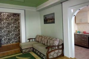 2-кімнатний люкс у центрі на площі Поляка