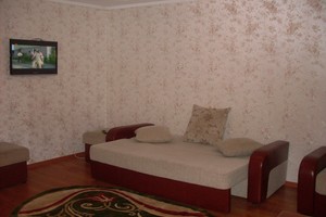 Квартира-студия в центре Луцка, евроремонт, Wi-Fi