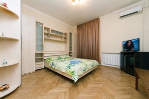 Здам подобово 1-кімнатну квартиру в центрі Києва