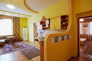 Двокімнатна квартира в самому центрі Львова недорого
