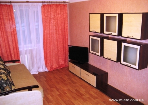 Квартира посуточно по пр. Правды, 9 (Кропивницкий)