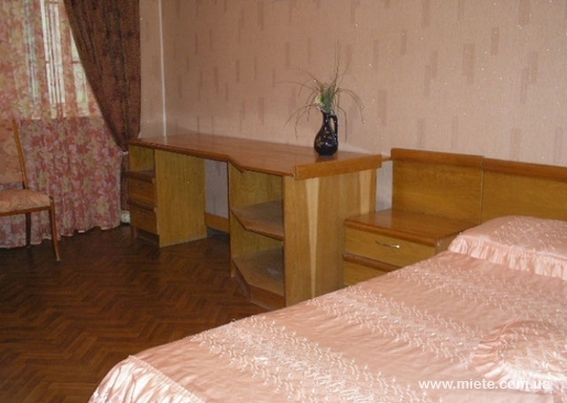 Квартира подобово по вул. Лукічєва (Євпаторія)