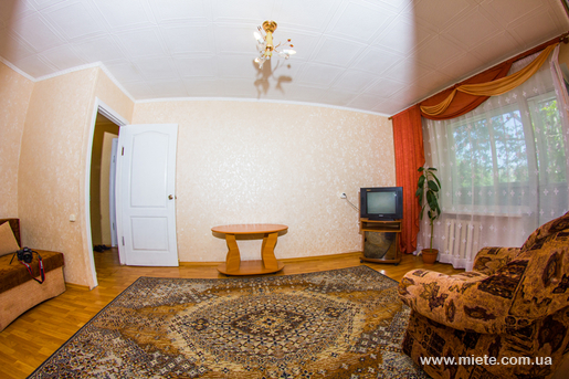 Квартира посуточно по пр. Ленина, 161 (Николаев)
