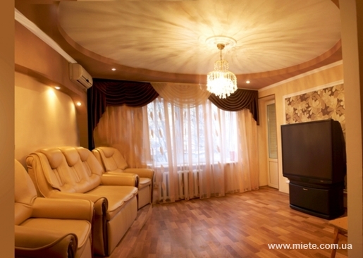 Квартира посуточно по ул. Минина, 3 (Днепр)