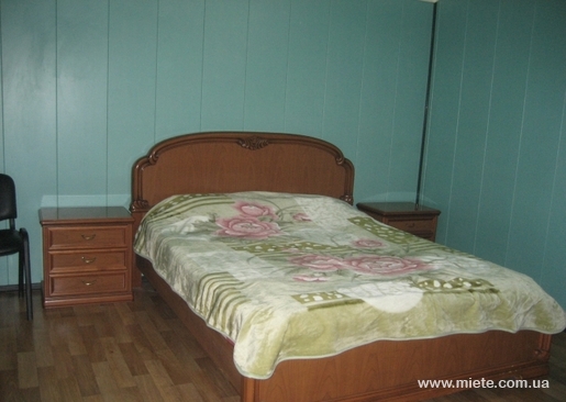 Квартира посуточно по ул. Юрия Чигирина, 12 (Харьков)