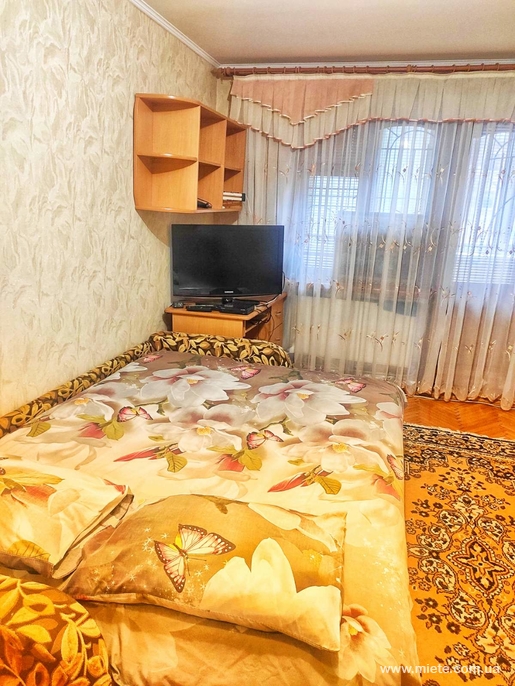 Квартира подобово по вул. Грушевського, 66 (Вінниця)