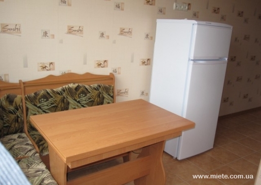 Квартира посуточно по ул. Широнинцев, 51 (Харьков)