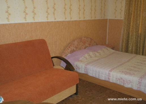 Квартира подобово по пл. Театральна (Євпаторія)