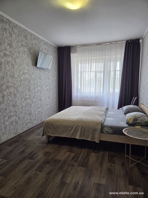 Квартира посуточно по пр. Мира, 45 (Чернигов)