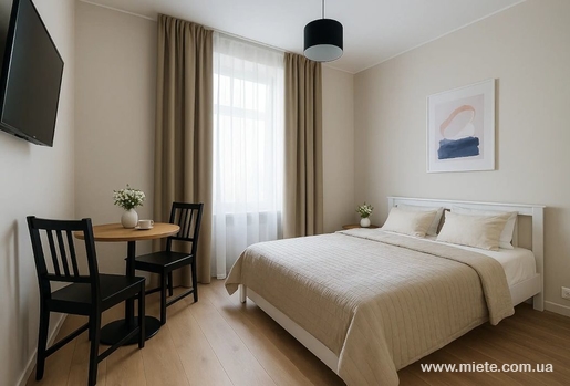 Квартира посуточно по ул. Воздвиженская, 10 (Чернигов)