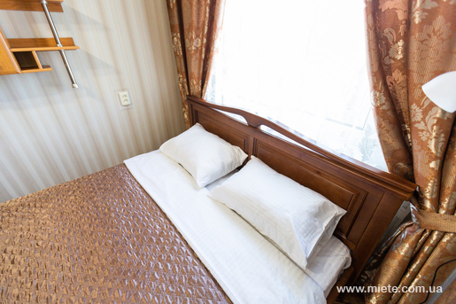 Квартира посуточно по ул. Арсенальная, 20 (Киев)