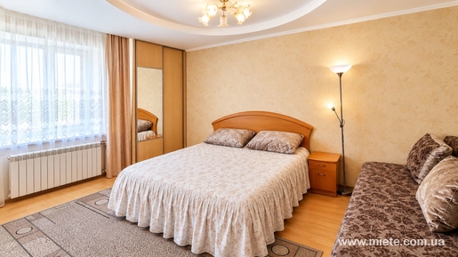 Квартира посуточно по ул. Антоновича, 88 (Киев)