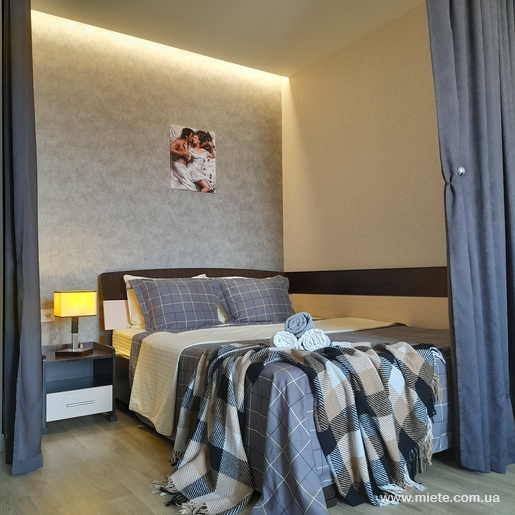 Квартира посуточно по ул. Елизаветинская, 3 (Харьков)