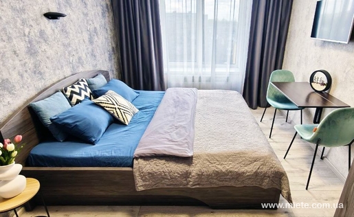 Квартира посуточно по ул. Б. Хмельницкого, 11А (Днепр)