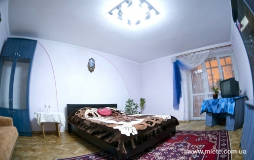 Квартира посуточно по ул. Сахарова, 58 (Львов)