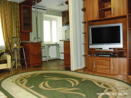 Квартира посуточно по ул. Мечникова, 22a (Киев)