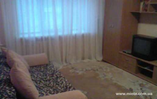 Квартира посуточно по бул. Л. Украинки, 28 (Киев)