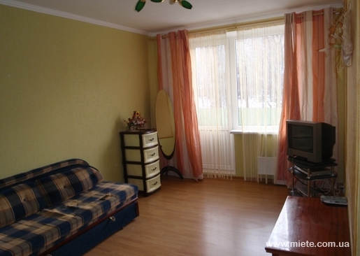 Квартира посуточно по ул. Блюхера, 23е (Харьков)