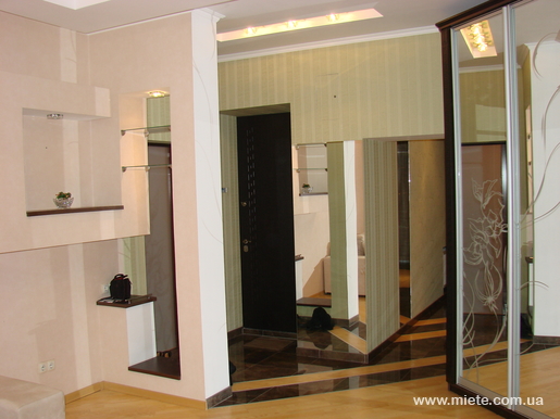 Квартира посуточно по ул. Большая Морская, 44 (Севастополь)