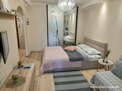 Квартира посуточно по ул. Фонтанская дорога, 9Е (Одесса)