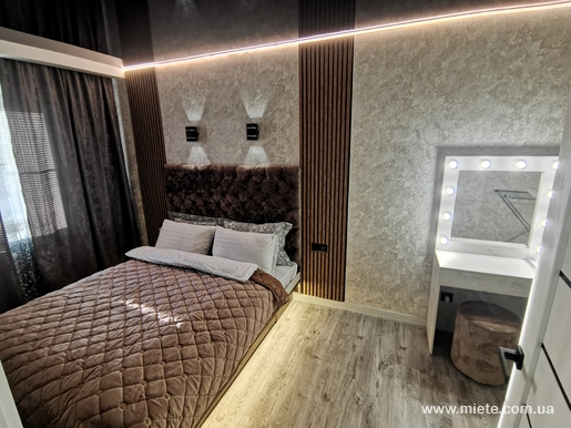 Квартира посуточно по ул. Зайцева, 23 (Запорожье)