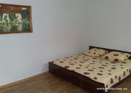 Квартира посуточно по ул. Парижской комуны, 11/1 (Сумы)