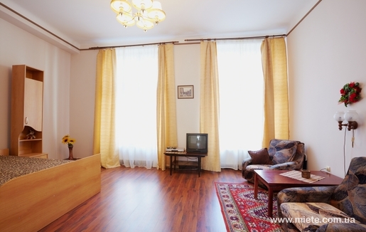 Квартира посуточно по ул. Краковская, 16 (Львов)