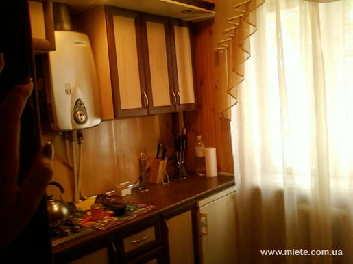 Квартира посуточно по пр. Кирова, 28 (Симферополь)