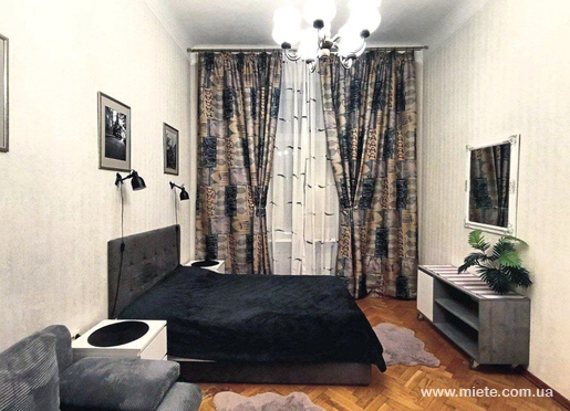 Квартира посуточно по ул. Тыктора, 10 (Львов)